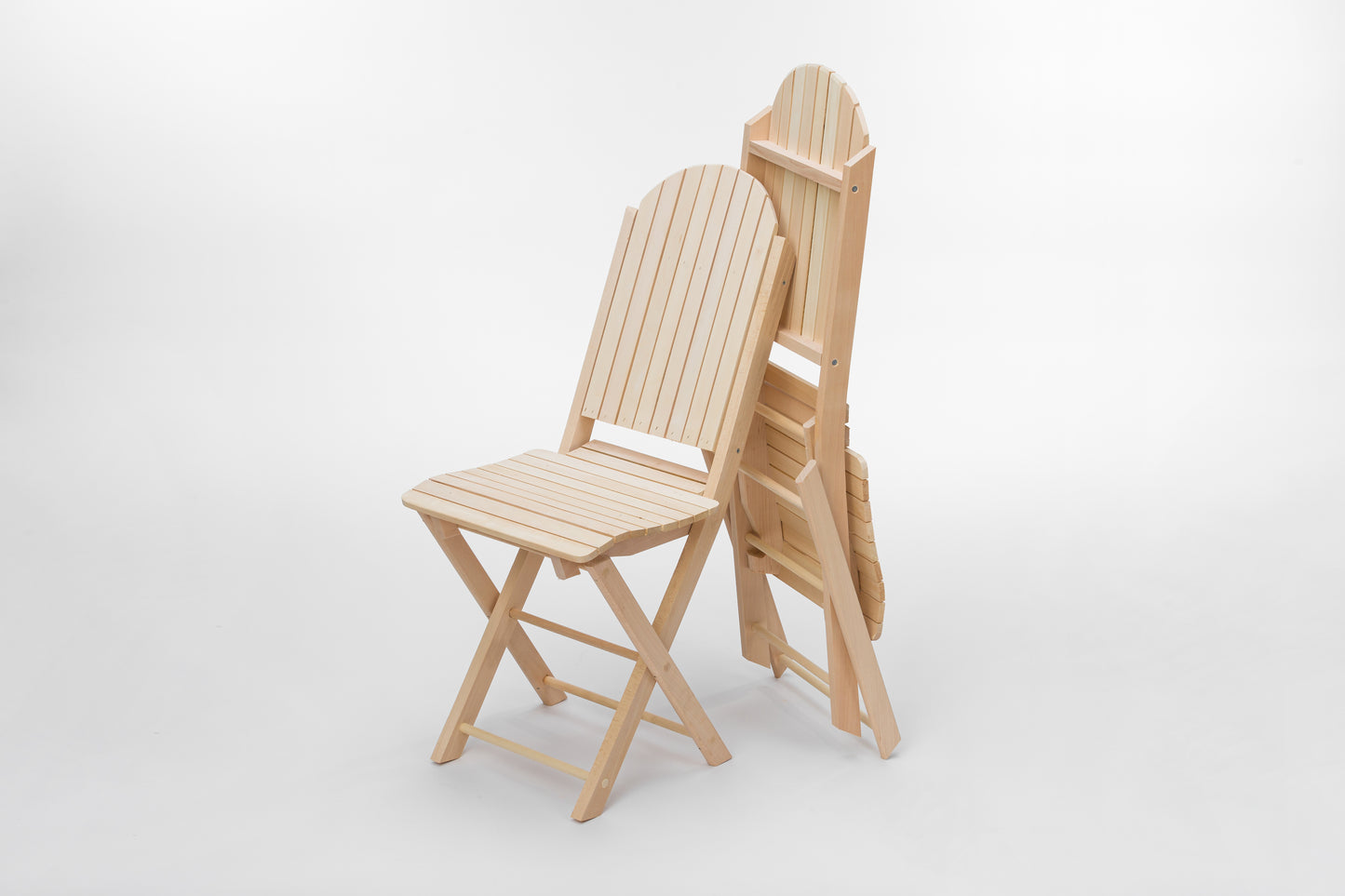 Маса кръгла с 2 стола