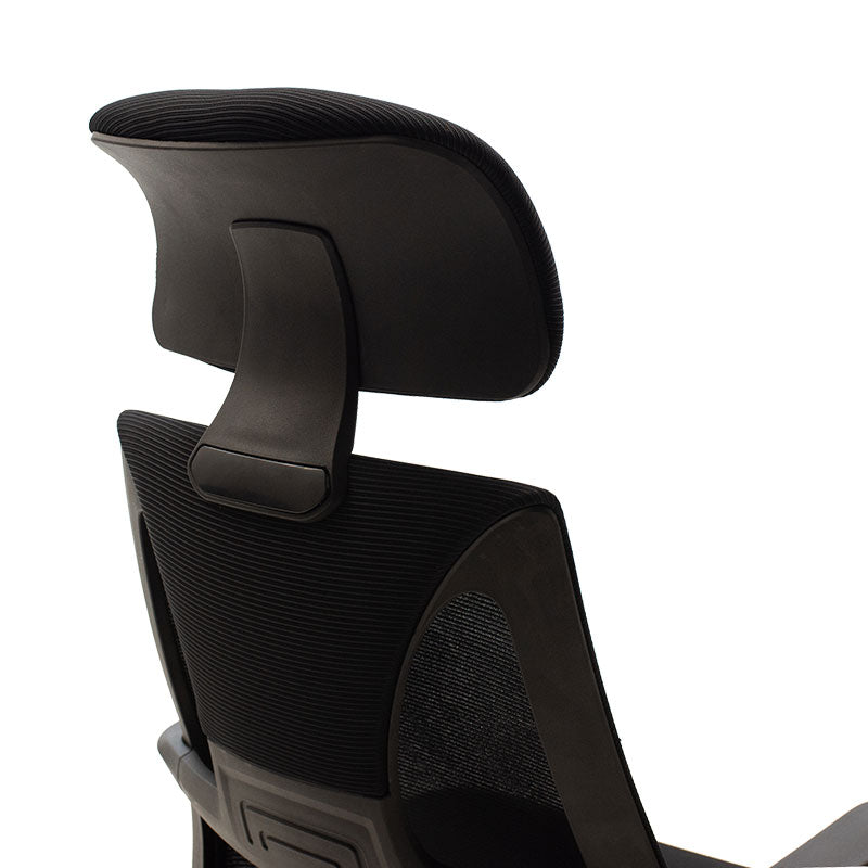 Manager office chair Dolphin pakoworld with fabric mesh in black colour