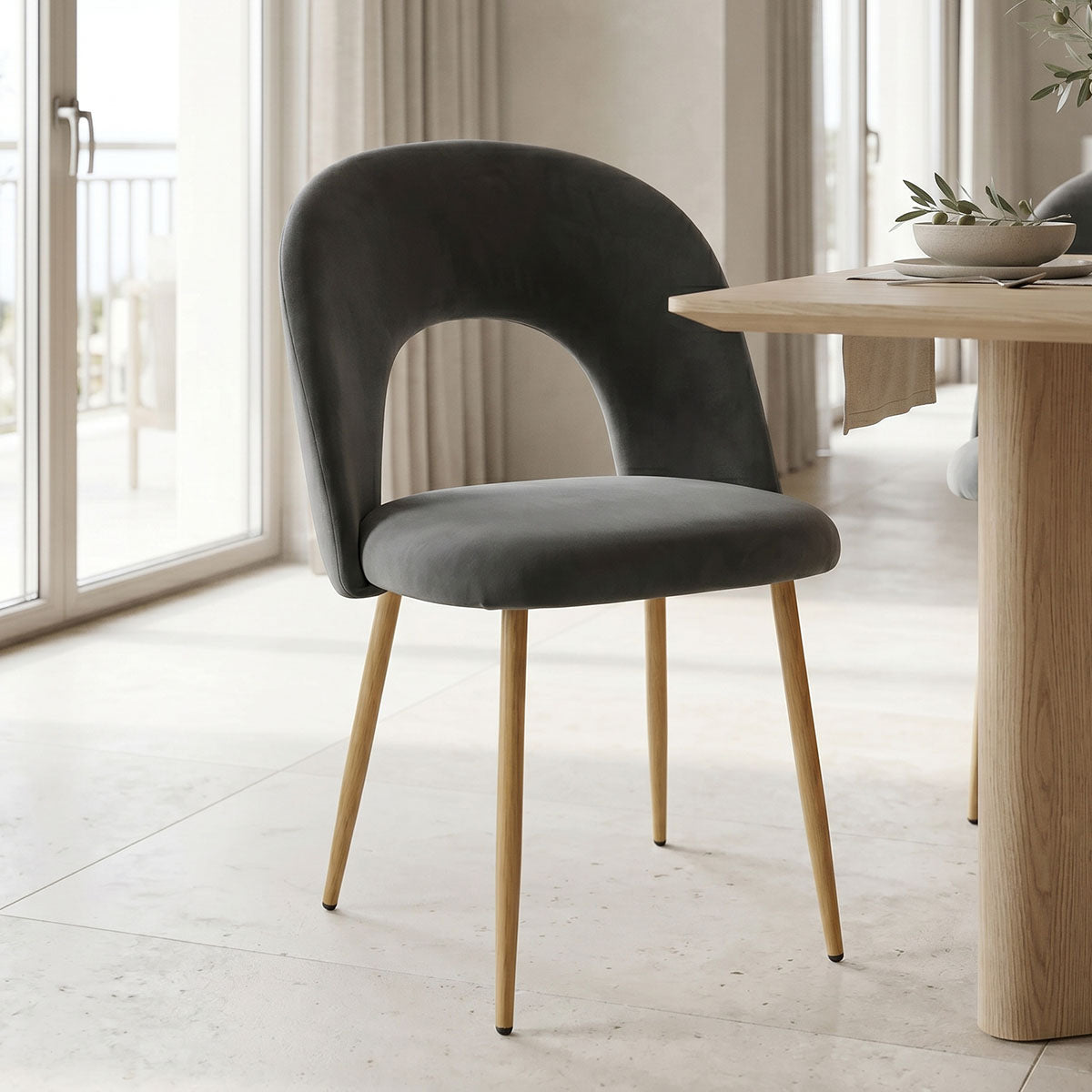 Chair Jonah velvet dark greynatural legs