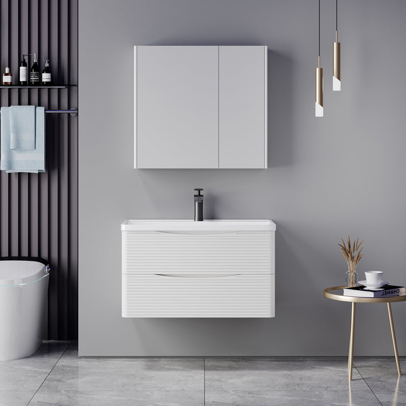 Tzouena white countertop with sink and mirror