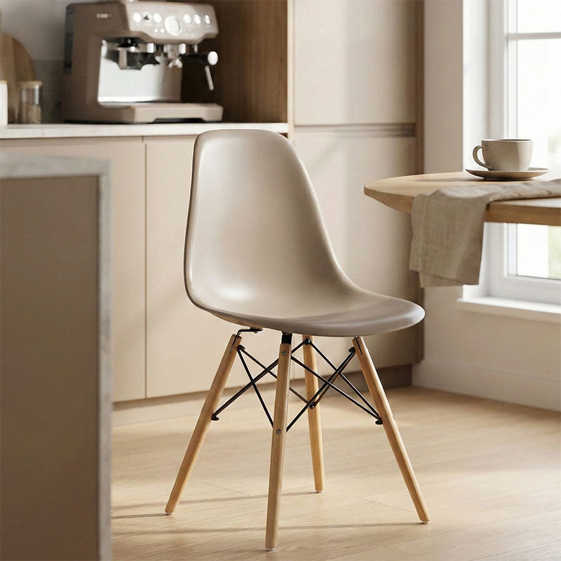 Julita chair cappuccino PP with wooden legs in natural finish 46x52x81cm